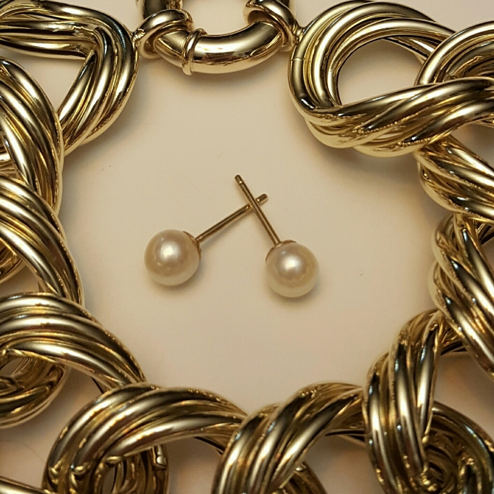 Natural Genuine Pearl Post Earrings